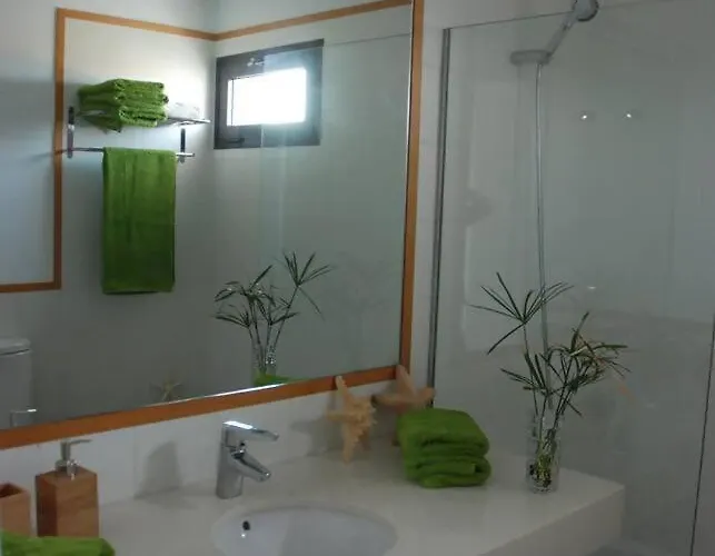 Casa de Férias El Tucan, Vistas En 3 Y Piscina Nazaret