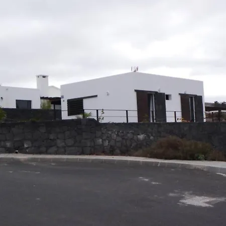 El Tucan, Vistas En 3 Y Piscina. Nyaraló *