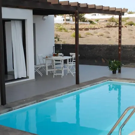 El Tucan, Vistas En 3 Y Piscina.